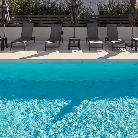 Poolside Apartments Anabella 바슈카 외부 사진
